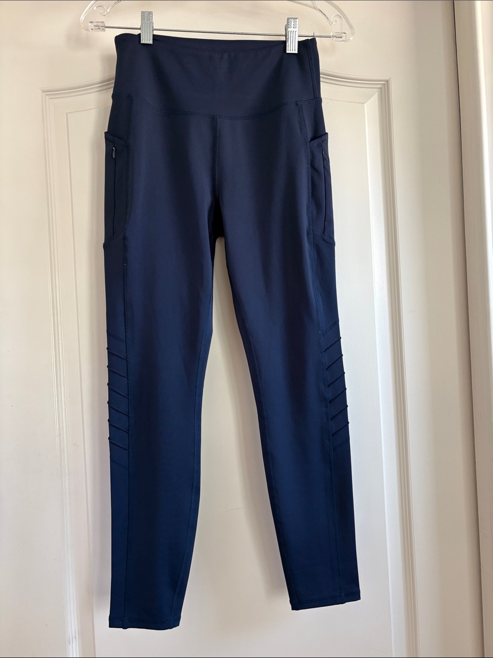 MOVE THEORY NWOT Navy High-Waist Active Leggings with Side Pockets size Medium